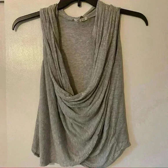 Active tank top - Picture 7 of 10